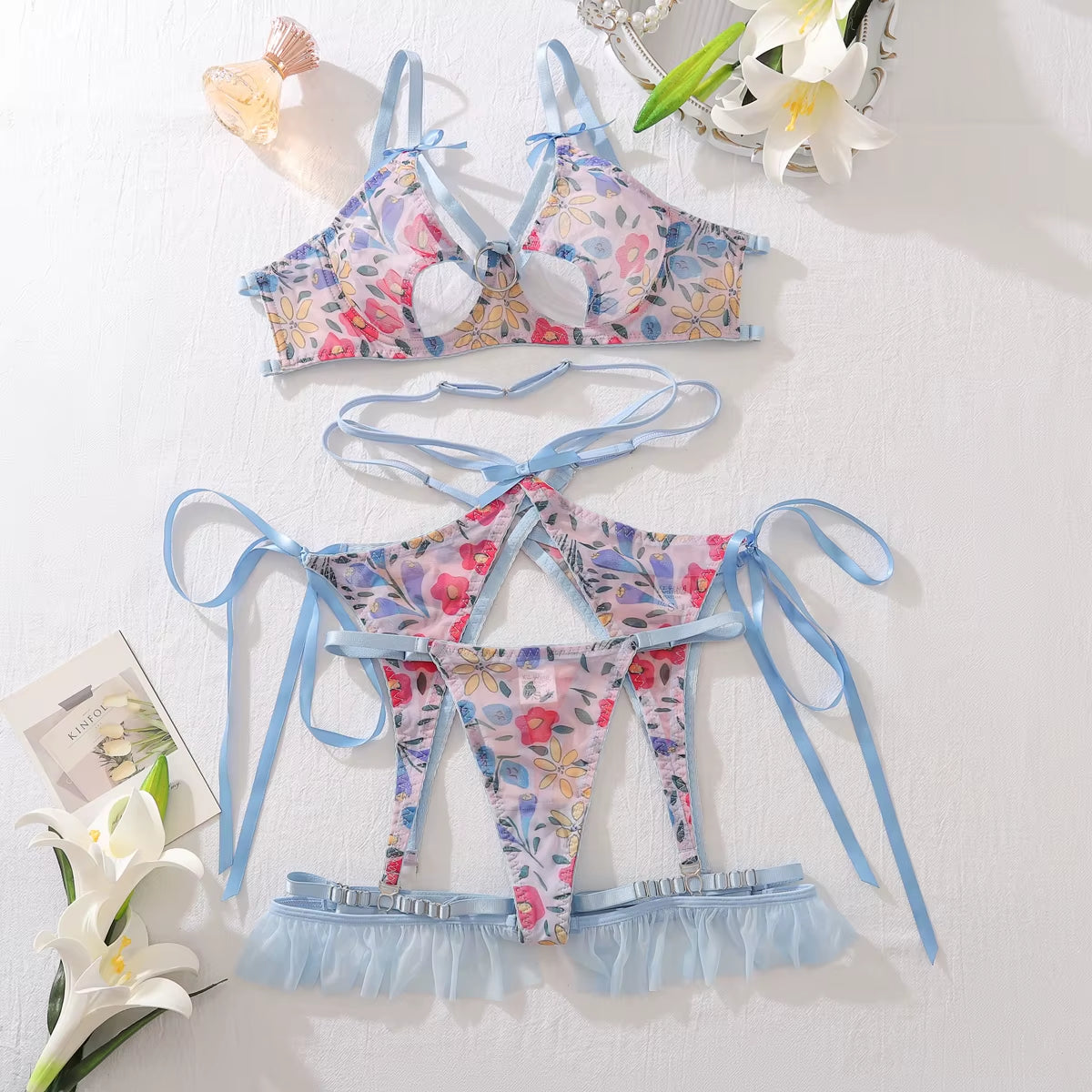 Women'S Sexy Lingerie Vintage Flower Hollow Out Bra Fancy Garter Belt Matching Erotic Lingerie Exotic Set of Three
